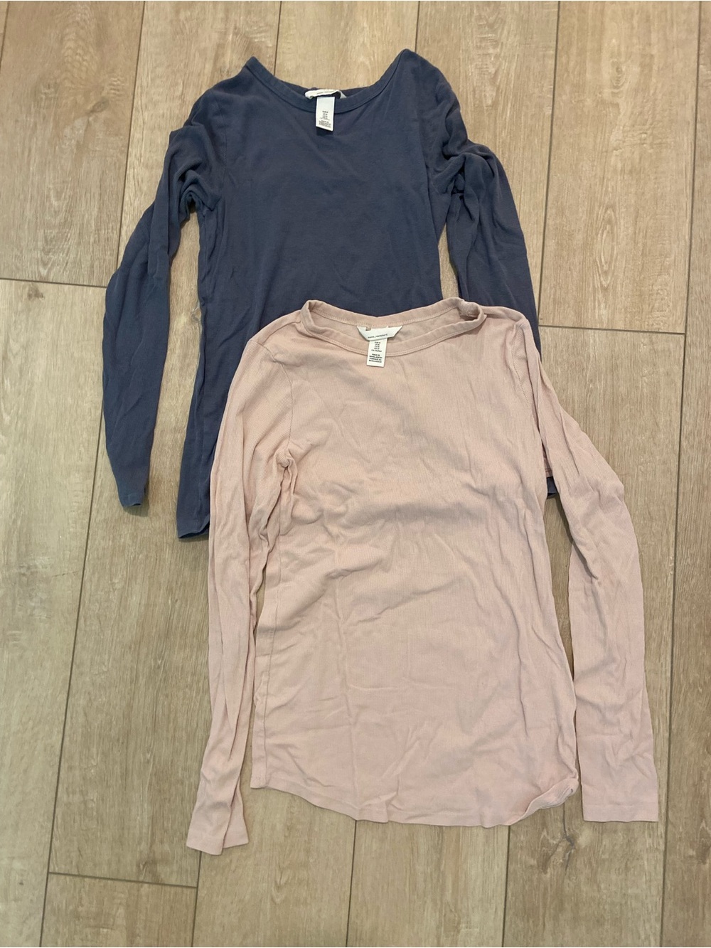 Two H&M Maternity Long-Sleeve Crewneck Tops in Navy and Dusty Pink